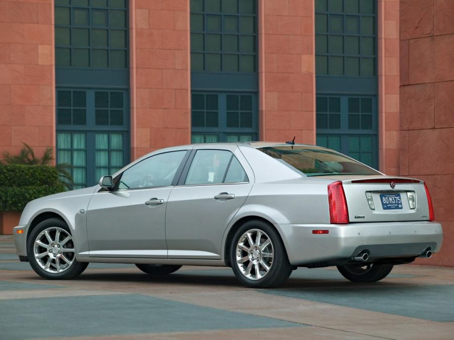  Cadillac STS 2004 года  (фото 13 из 15)